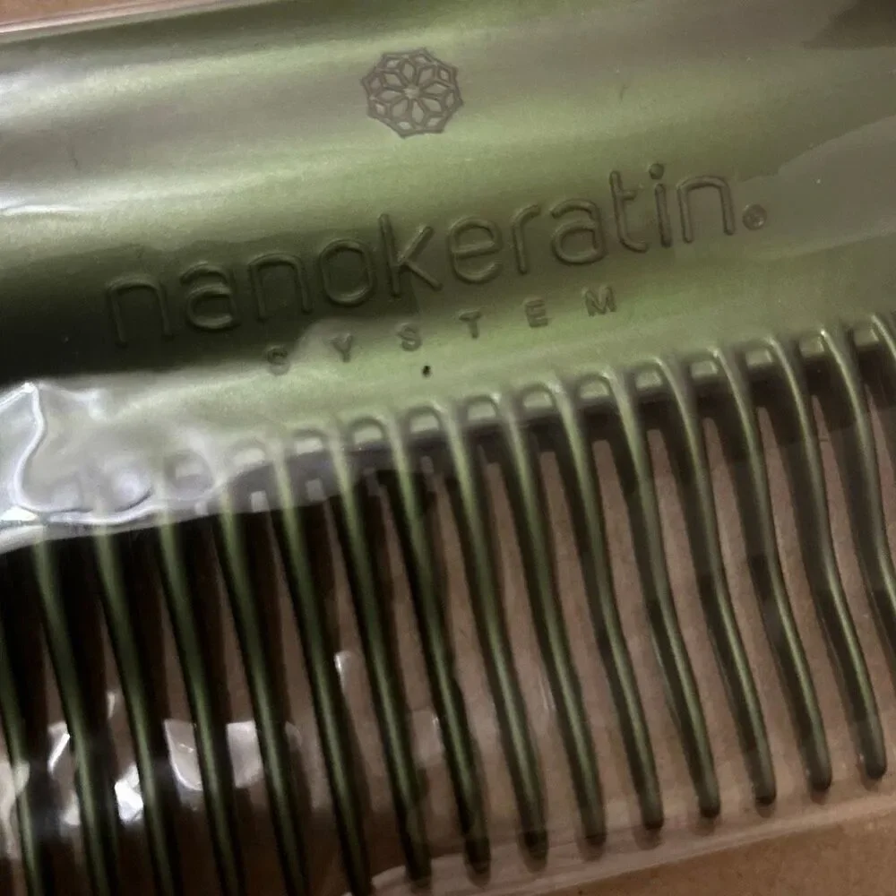 Alan Howard Nanokeratin Treatment System Comb Green New Sealed